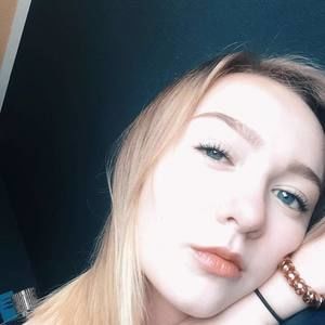 Meet your Posher, Ariana